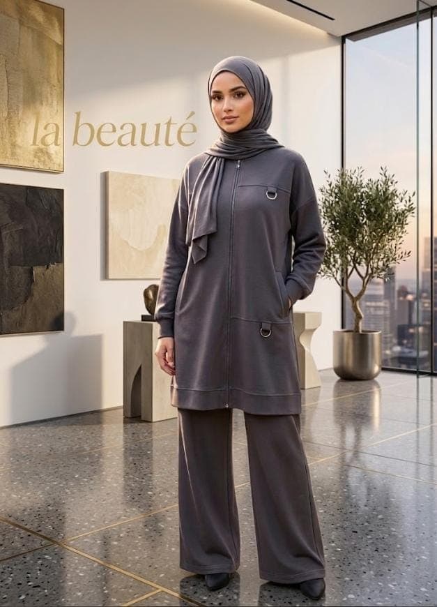 wide leg set in gray