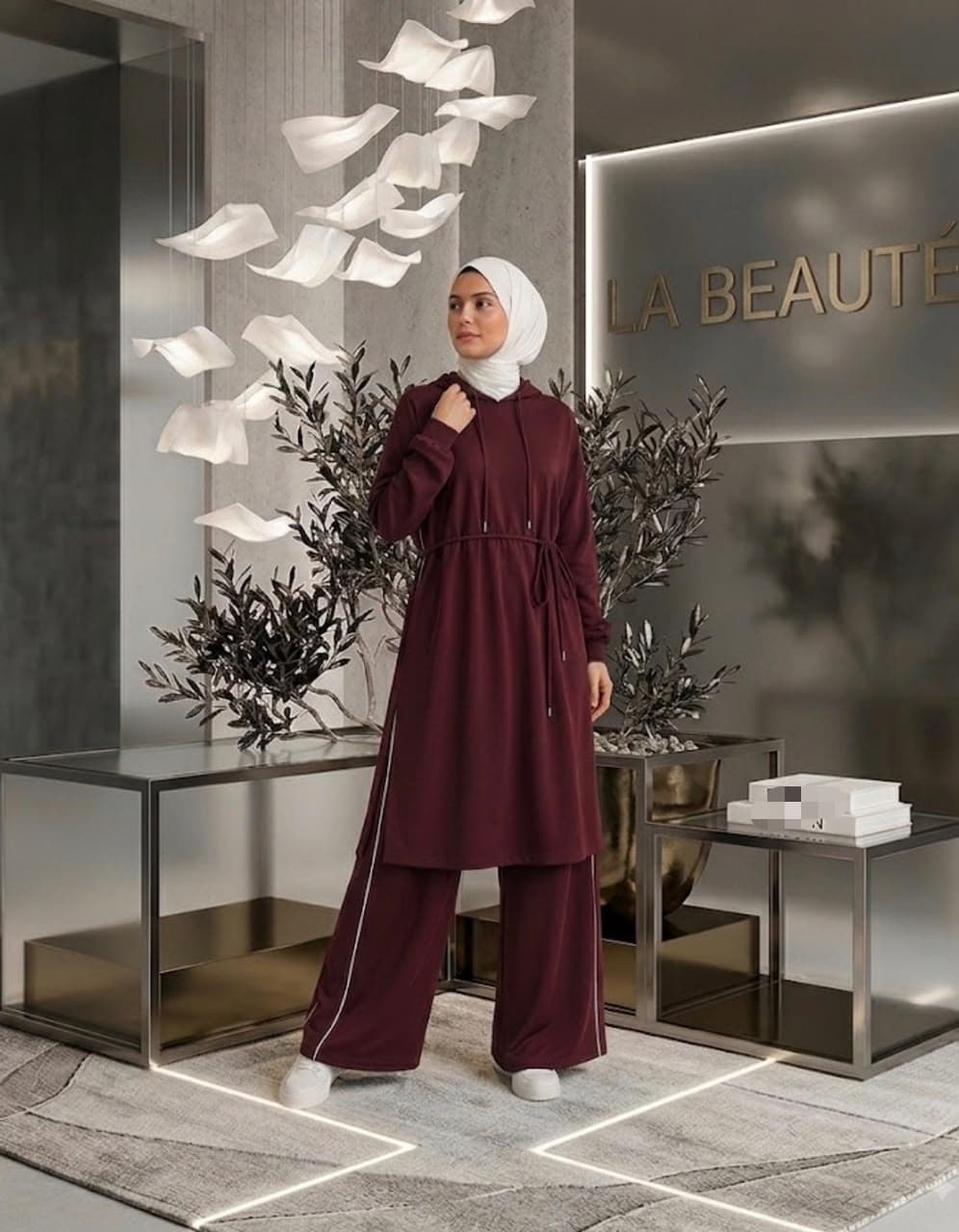 Hooded Tunic & Wide-Leg Set in Burgundy
